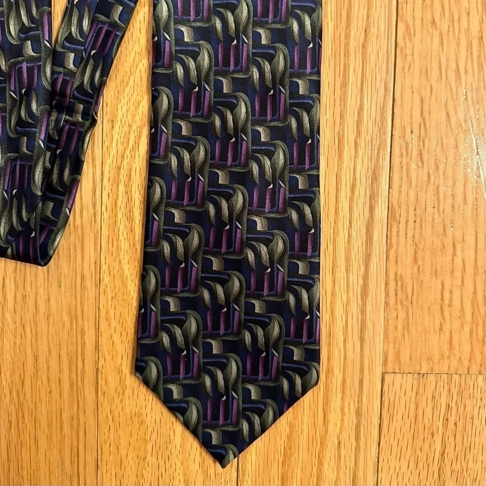 The Beatles 'Birthday' Silk Neck Tie- Blue Purple Gray Black Pattern Mens